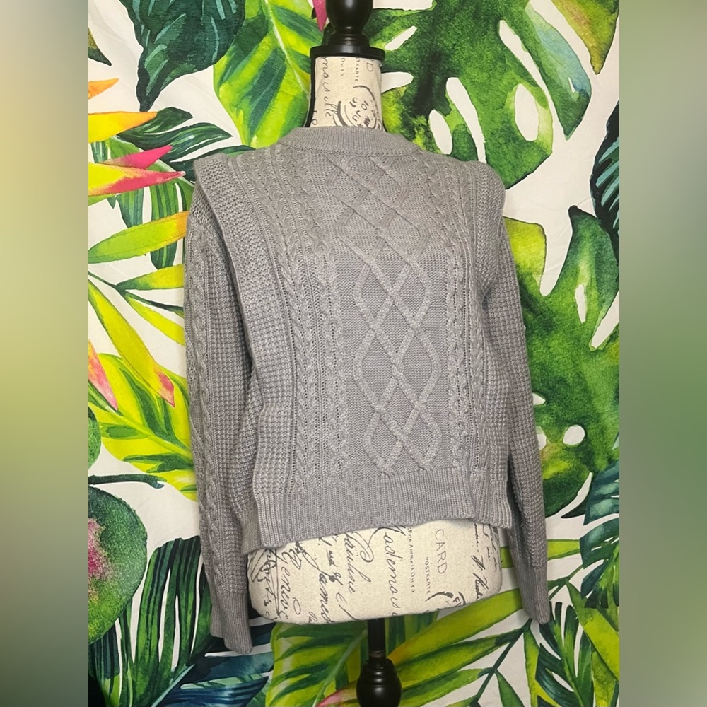 Frank & Oak S Grey Cable Ruffle Knit Cropped Fall Preppy School College Sweater